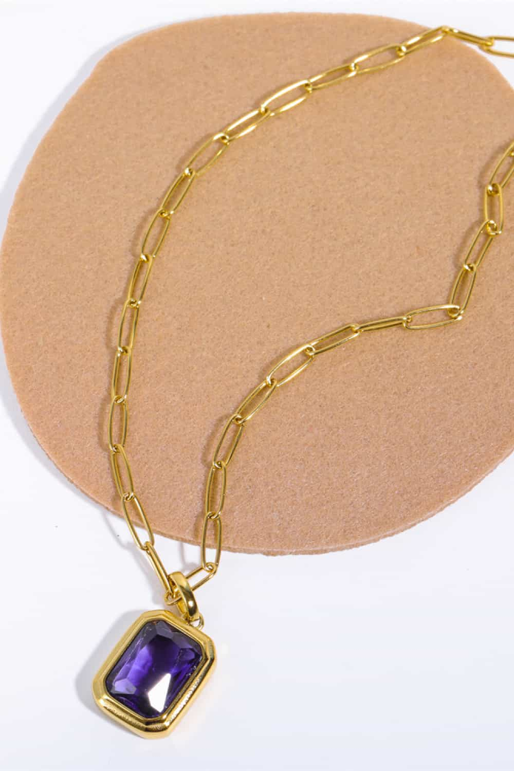 The Perfect Layer Pendant Necklace