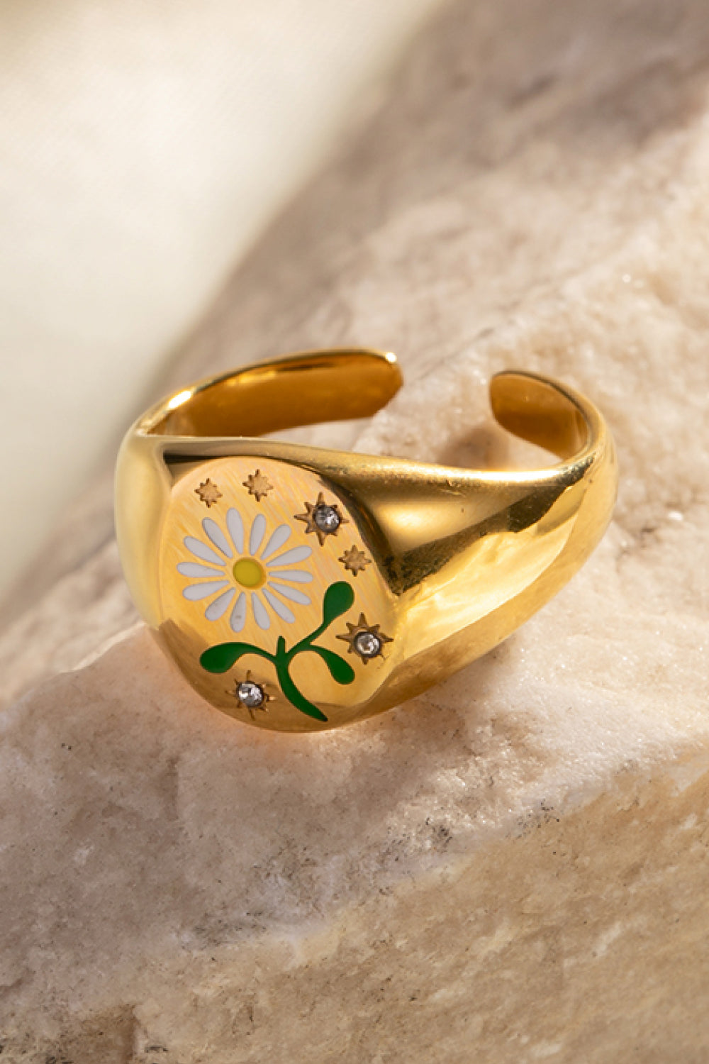 Lucy’s Daisy Signet Ring