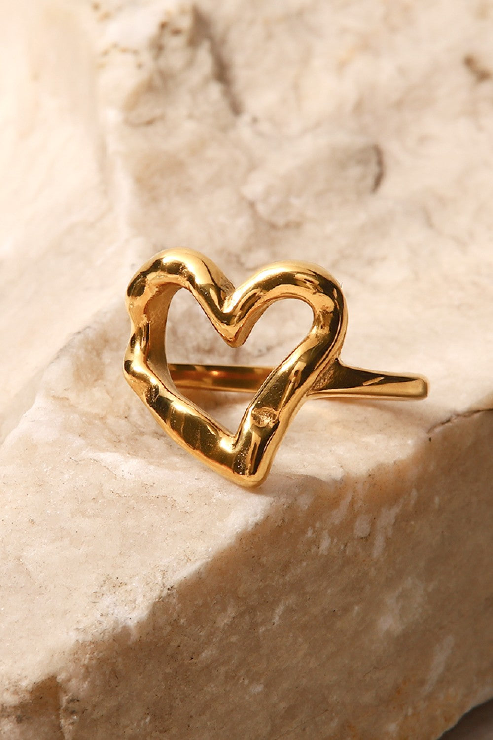 LOVE & WAR Ring