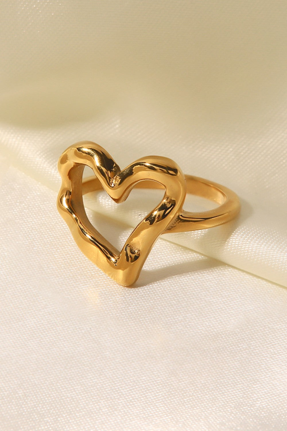 LOVE & WAR Ring